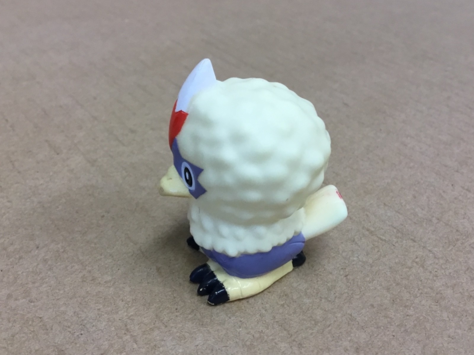 2012 Pokemon Finger Puppet Rufflet Figure Gotta Catch Them All Nintendo Bandai