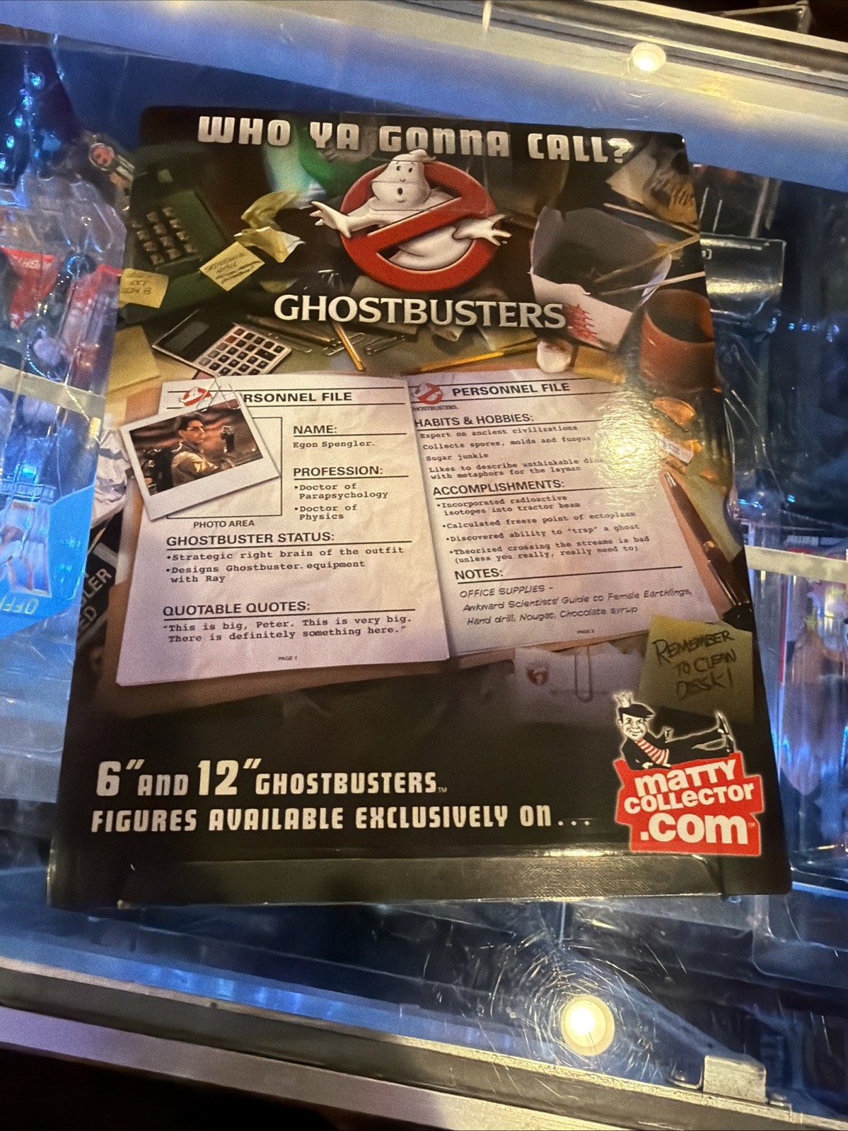 MattyCollector – Ghostbusters – Egon Spengler with Mailer Box