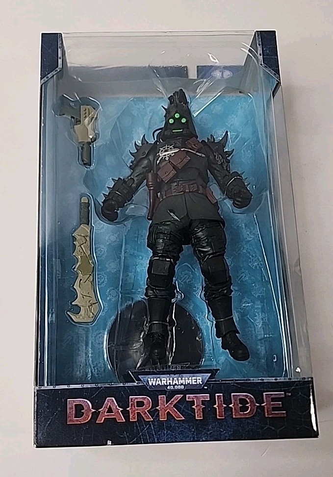 McFarlane Toys – Warhammer 40,000 – Traitor Guard [Variant Chase] – 7&Prime; Figure