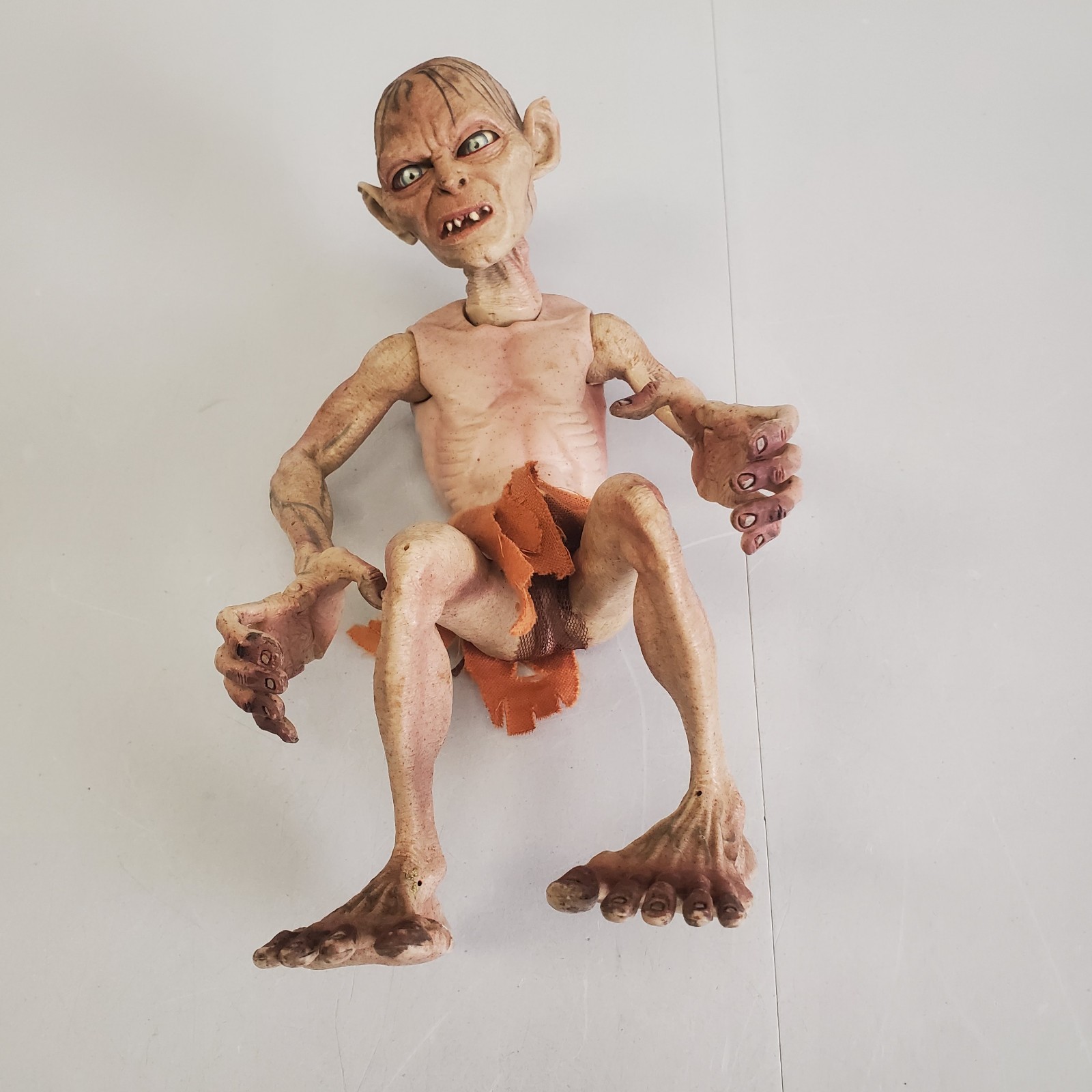 2003 Toy Biz Marvel Smeagol Gollum Lord of the Rings 10&Prime; Action Figure Replica