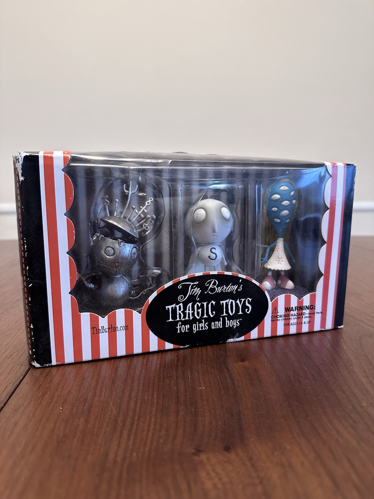 Tim Burton&rsquo;s Tragic Toys for Girls and Boys Stain Boy Robot Boy Girl Many Eyes