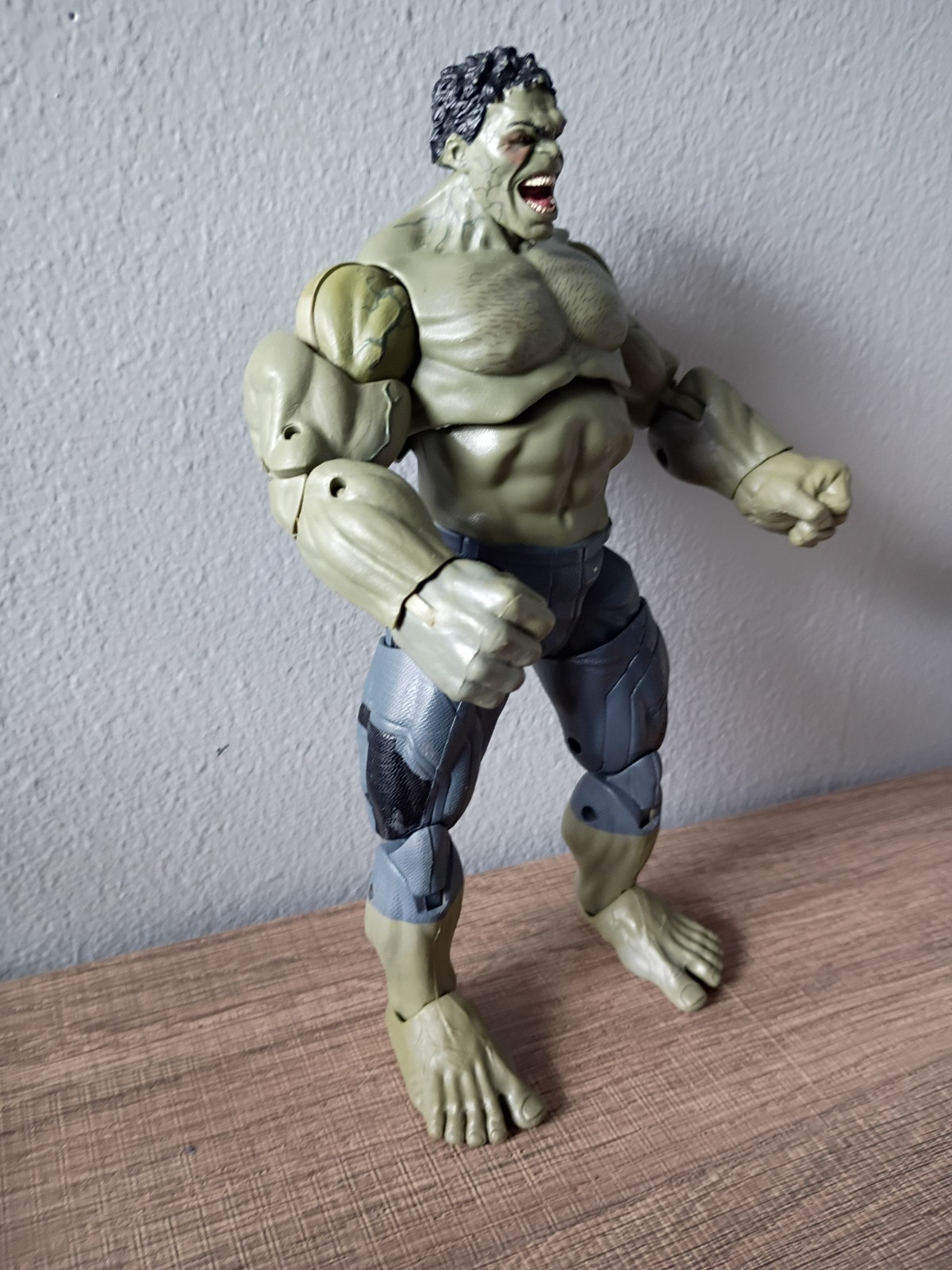Hasbro 8&Prime; Marvel Legends Marvel Studios First 10 Years Hulk Articulated Figure