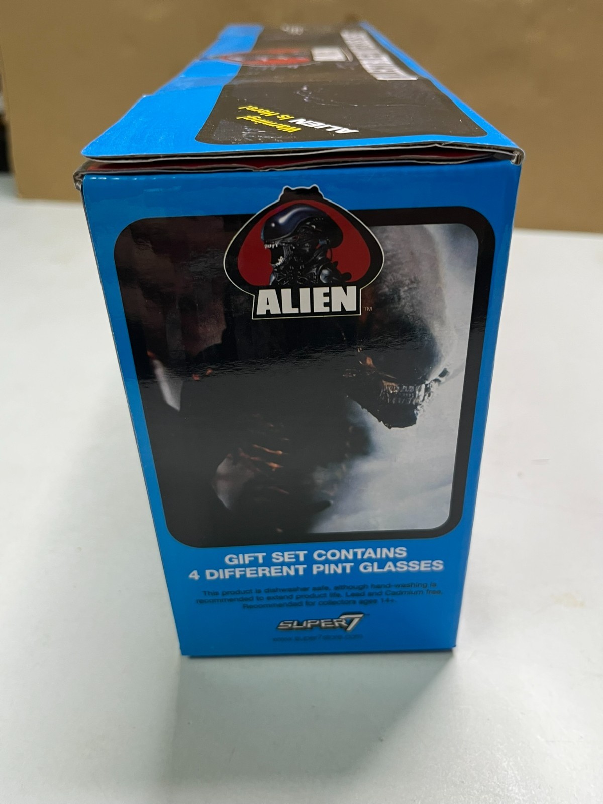 Super 7 Alien 16oz ALIEN COLLECTIBLE PINT set of 4 glass, NEW IN BOX