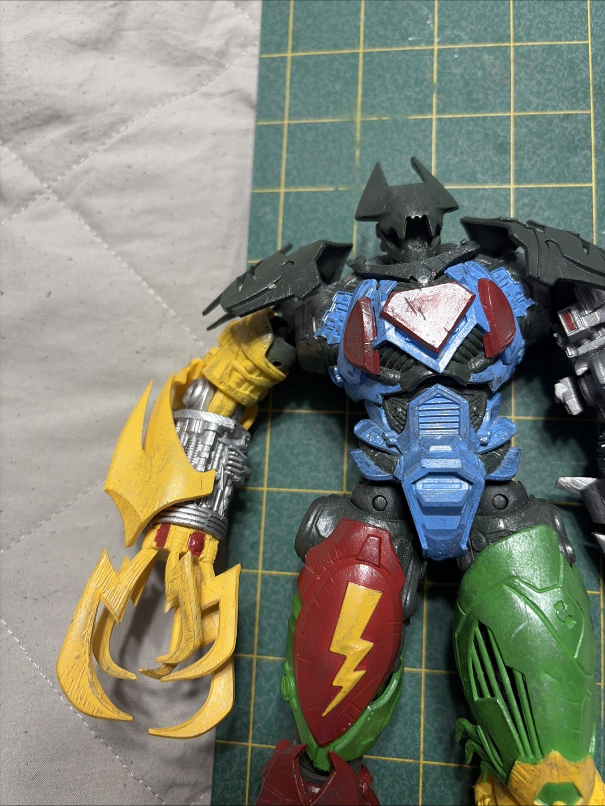 McFarlane DC Multiverse Mega Fulcum Abominus Dark Knights 9” Figure