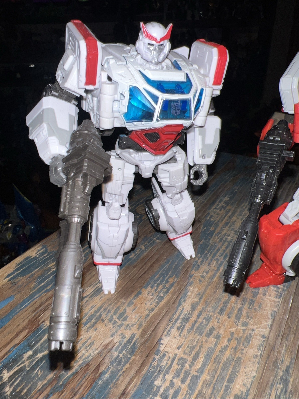 Transformers Studio Series Bumblebee Movie Ratchet And Iron Hide Deluxe Class