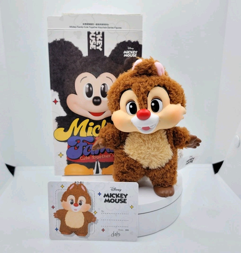 Authentic POP MART Confirmed « Dale » Mickey Family Cute Together Keychain Series