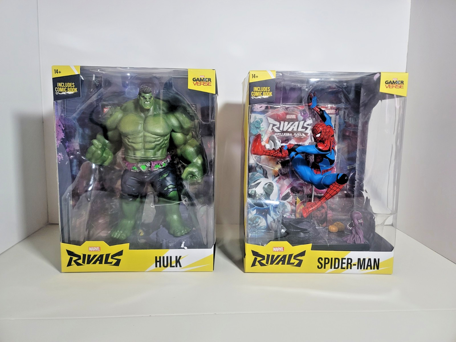 Marvel McFarlane Rivals Hulk & Spider Man 1:6 Action Figure Boxed w/ Comic Book