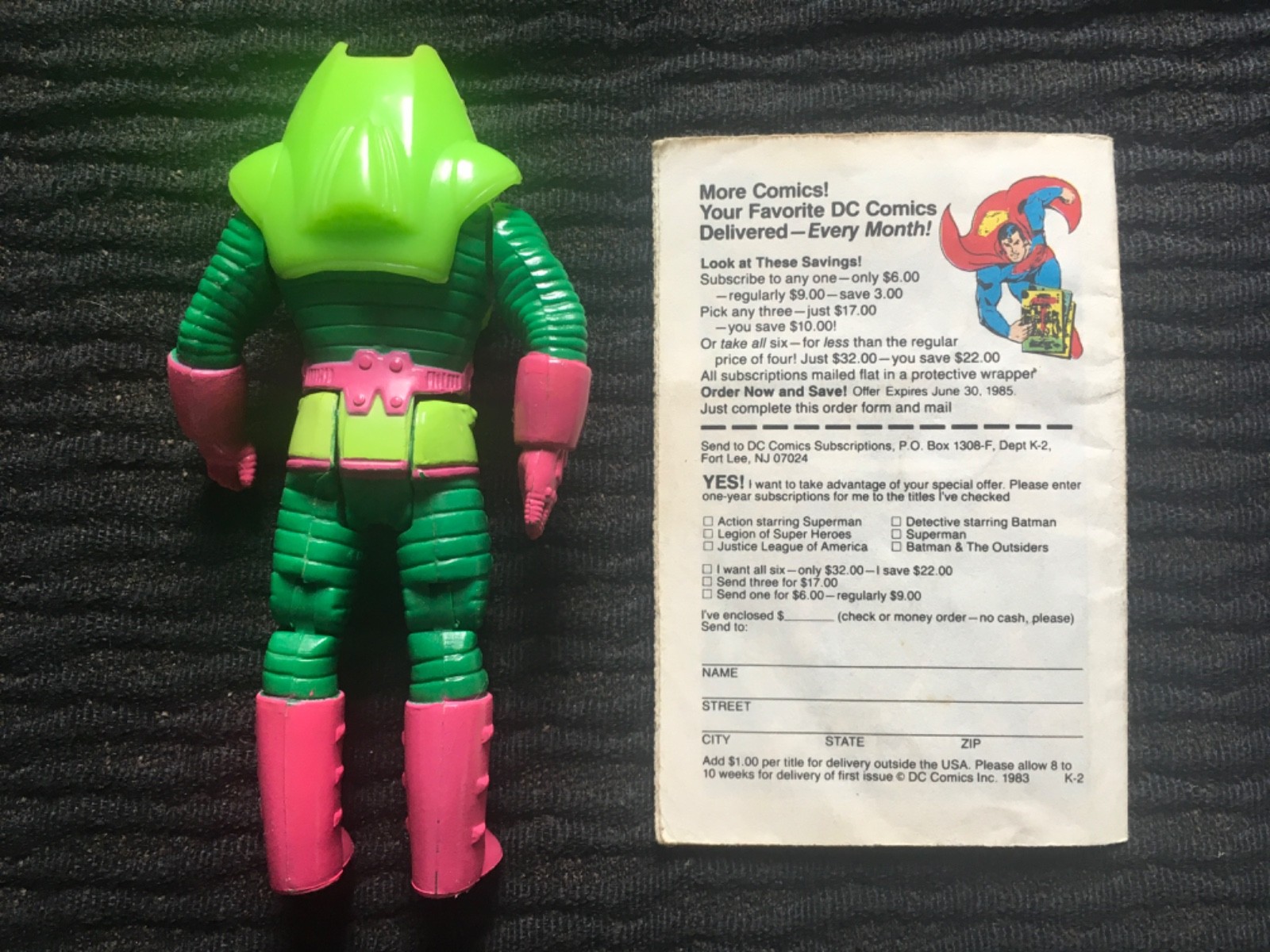 SUPER POWERS (Kenner) “LEX LUTHOR” Vintage 1984 Action Figure w/Armor/Comic Book