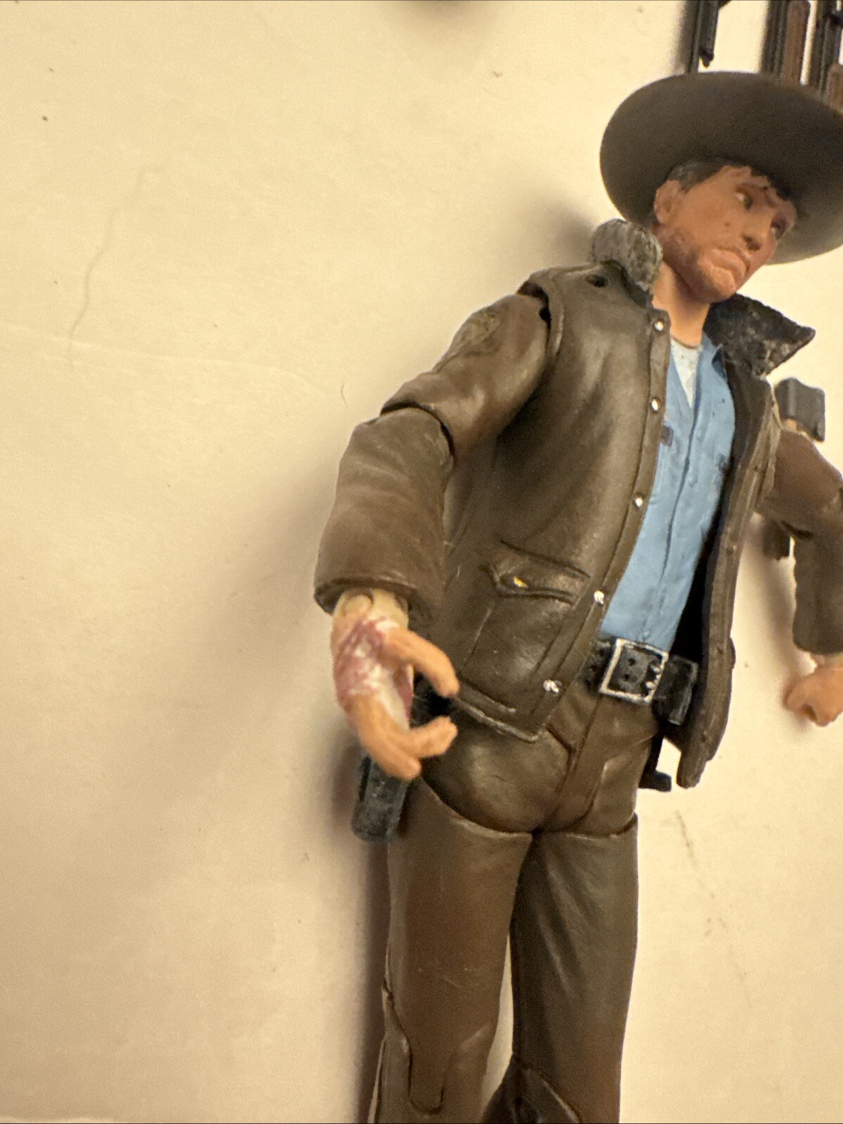 MCFARLANE THE WALKING DEAD COMIC BOOK SERIES 1 OFFICER RICK GRIMES ACTION FIGURE