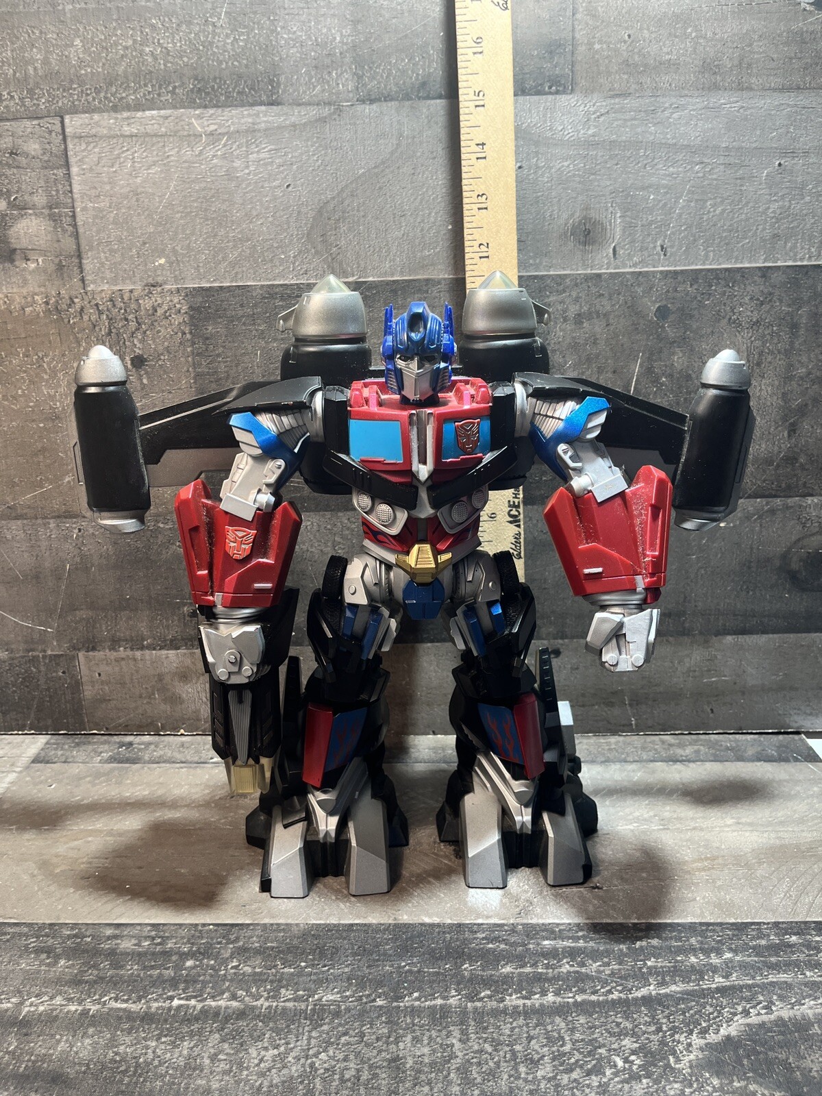 2008 Hasbro Optimus Prime Mega Power Bot Transformers Light-Up Talking 12&Prime; Fig