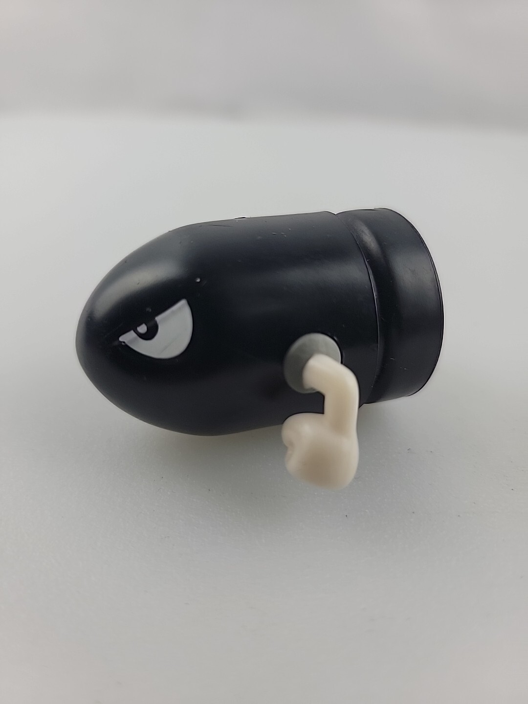 2&Prime; Jakks Pacific Nintendo Super Mario Bullet Bill Toy Figure
