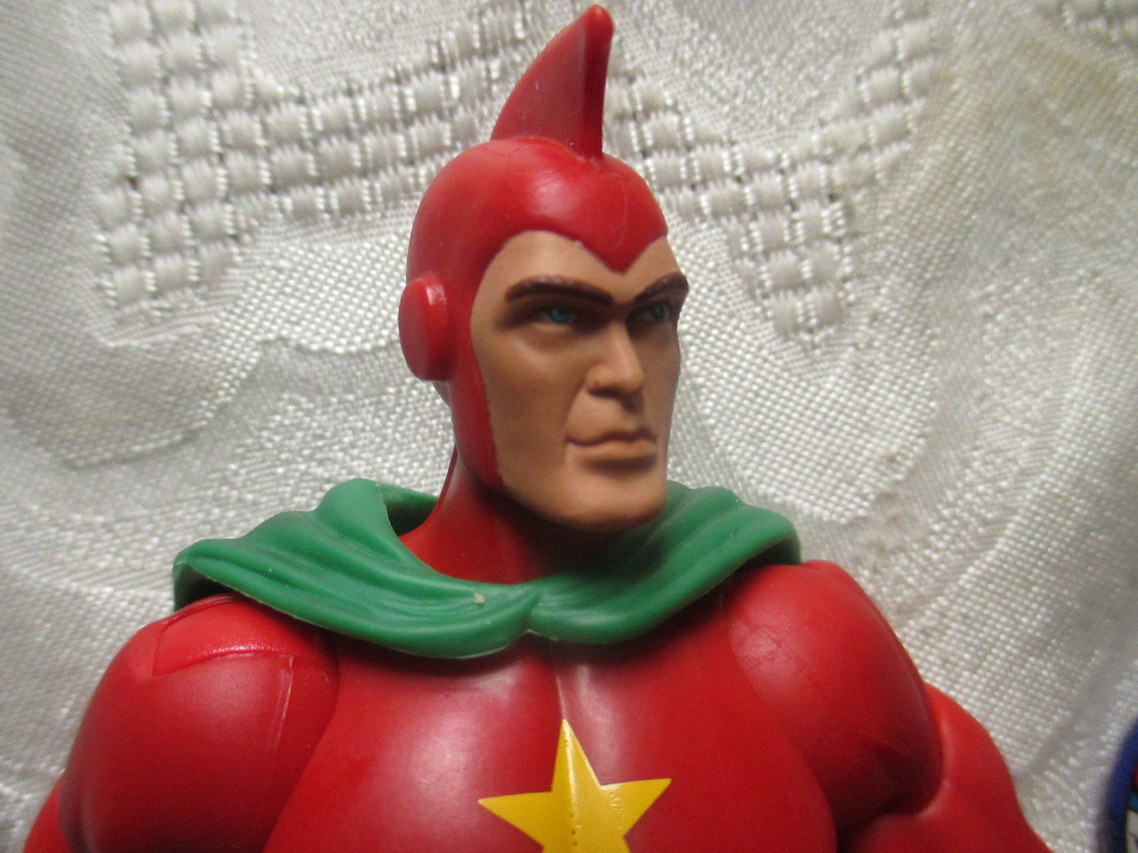 DC Classics Starman Golden Age Validus 6&Prime; Figure With Weapon and Pin