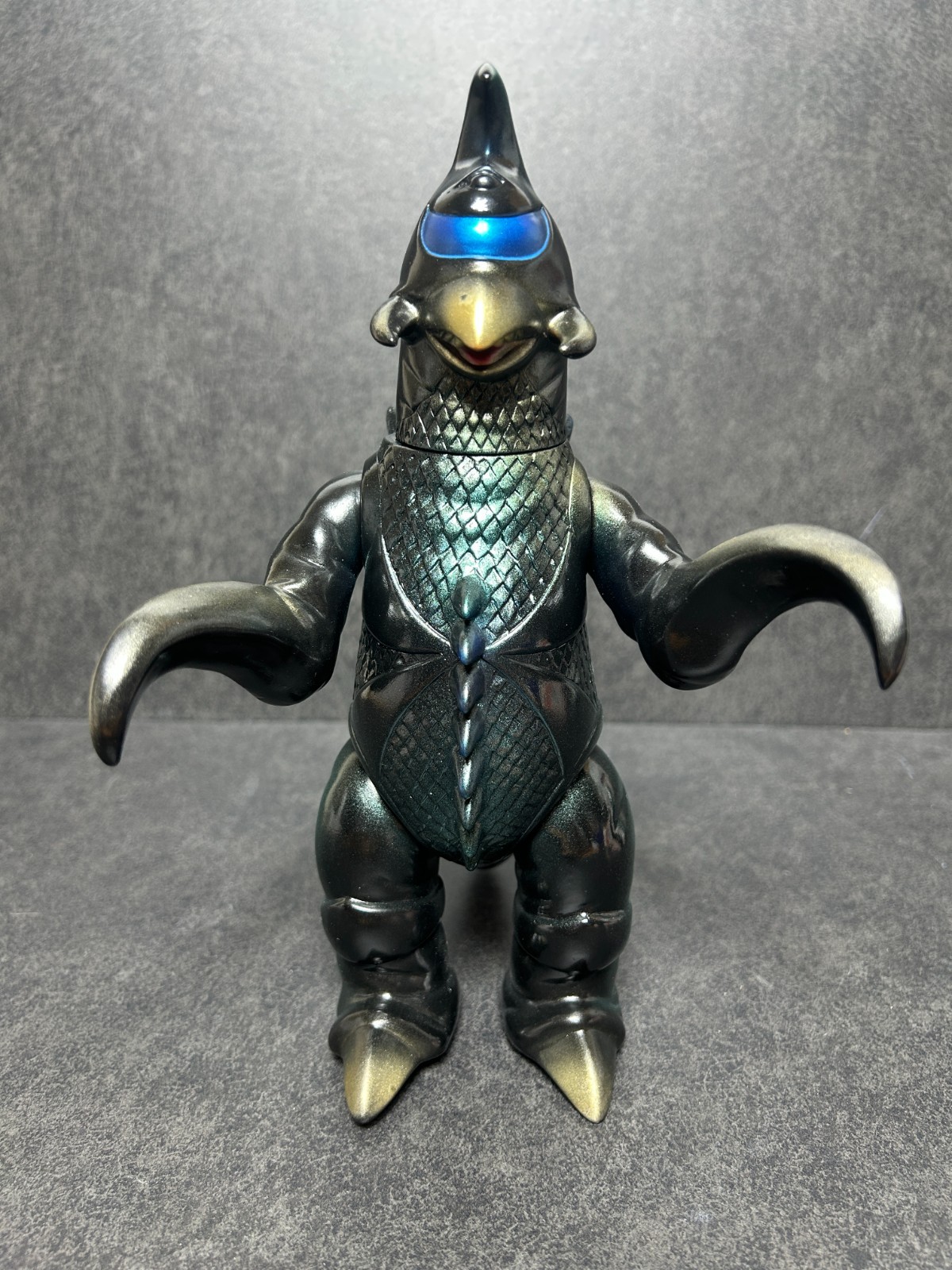 Marusan Gigan Metallic Sofubi 9.6&Prime; Soft Vinyl Figure Museum Exclusive Limited