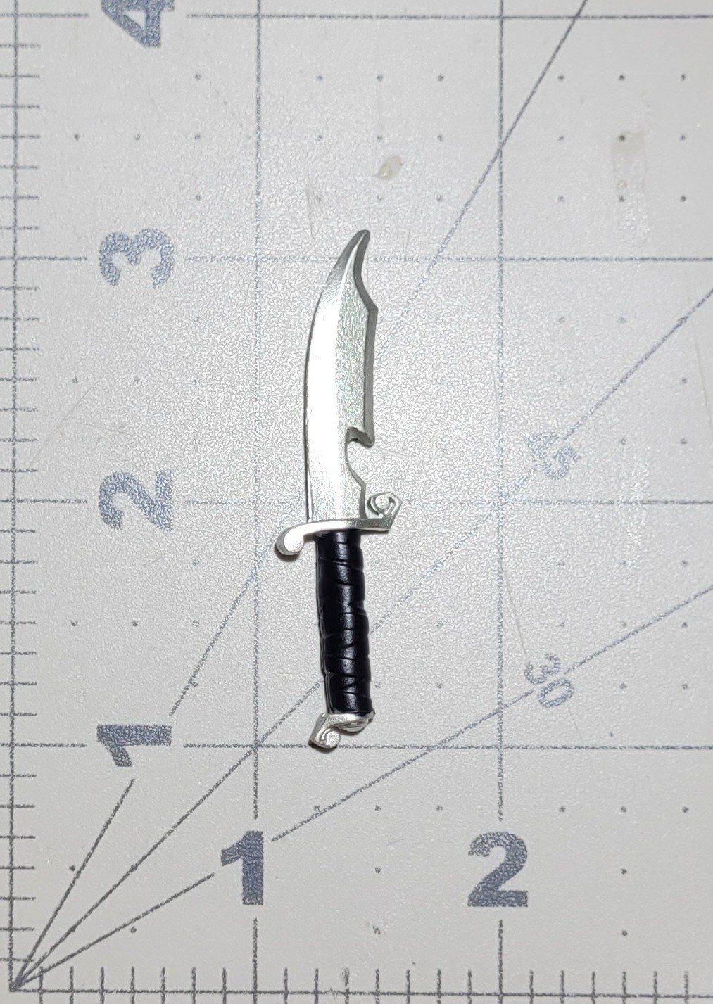 McFarlane DC Joker Dagger Knife Weapon Punchline 7&Prime; Scale Custom Fodder Parts