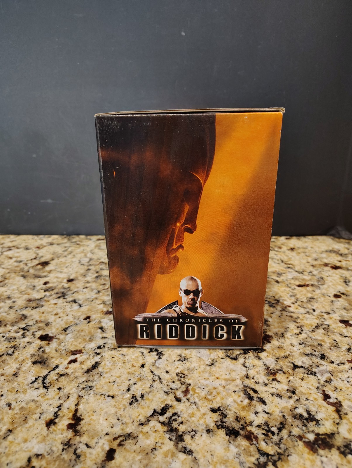 Riddick in Necro Armor w Hellhound SDCC SOTA TOYS Chronicles or Riddick MIB NEW
