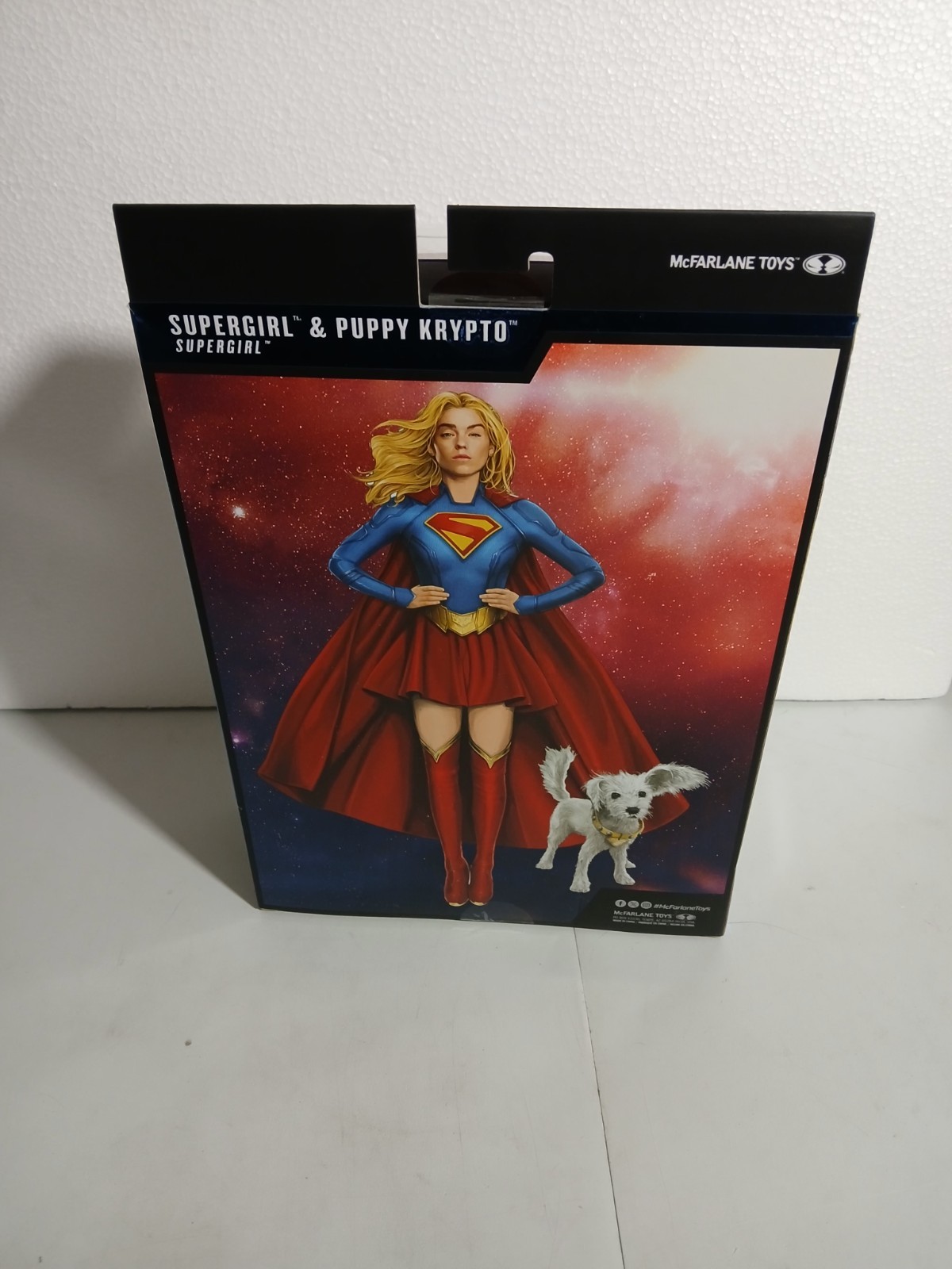 McFarlane Supergirl + Baby Krypto DC Multiverse Deluxe Theatrical Edition Figure