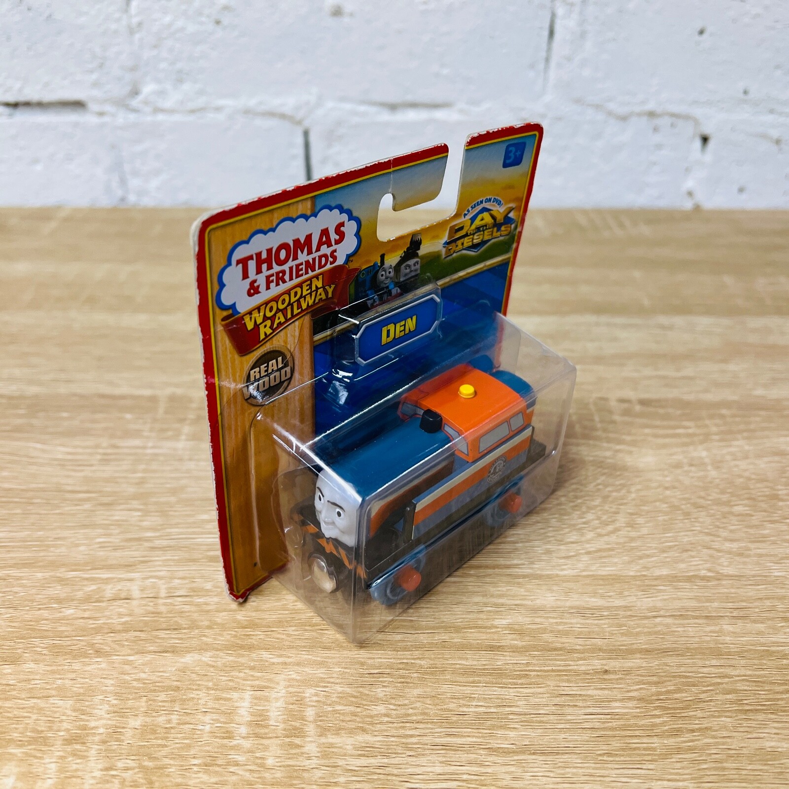 Den Day of the Diesels – Thomas the Tank Engine & Friends Wooden Railway Trains