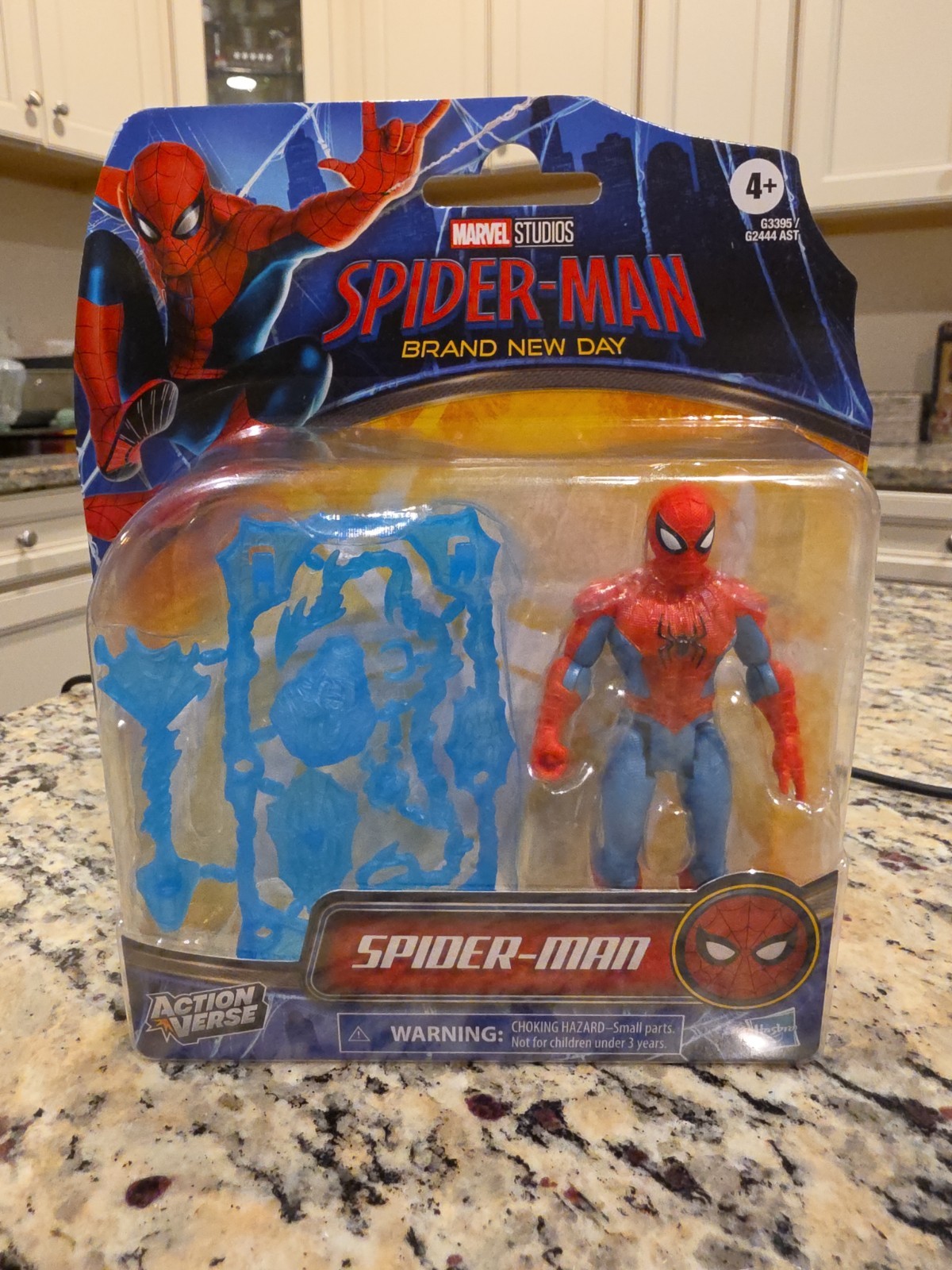 MCU Marvel Spider-Man Brand New Day ActionVerse Peter Parker Action Figure 4in