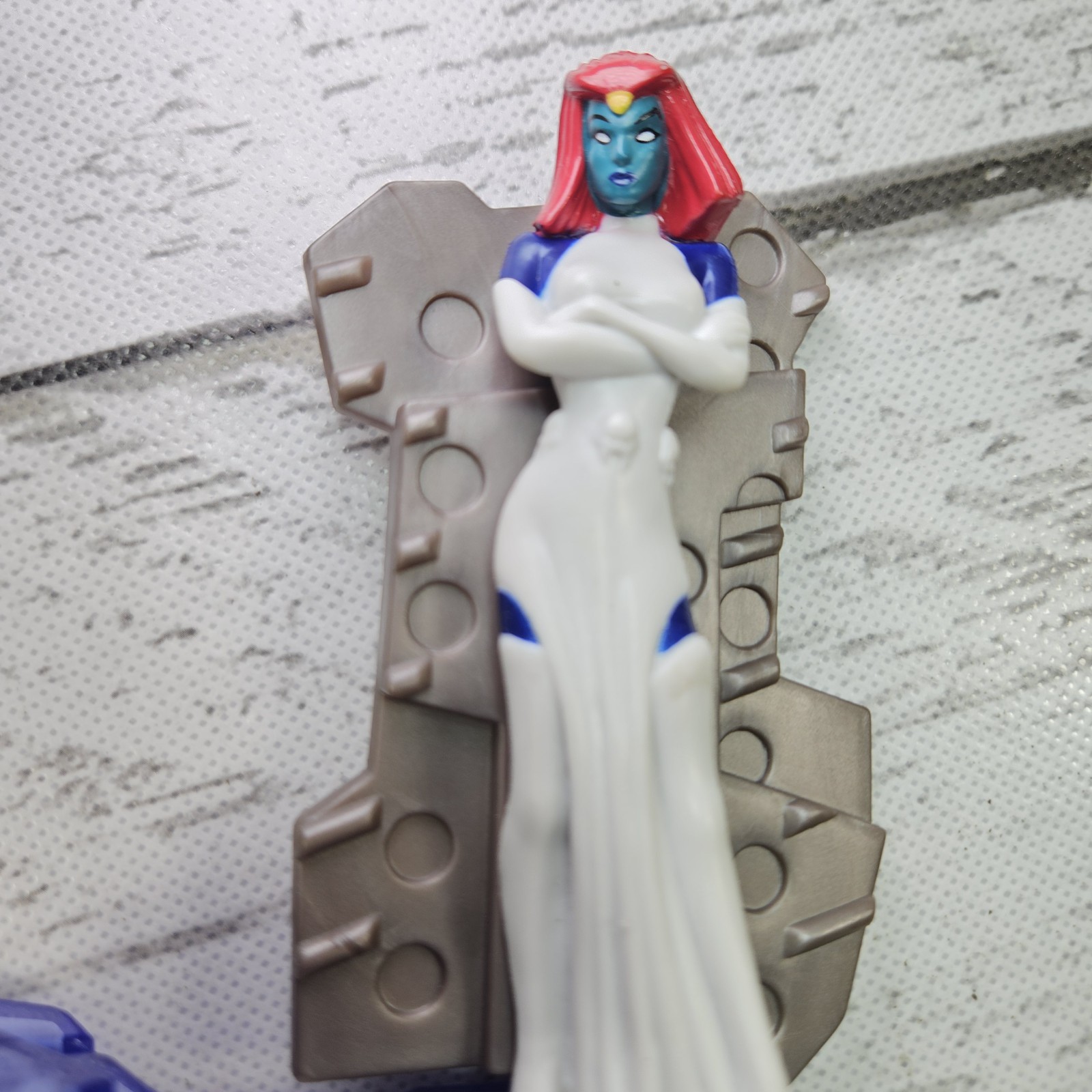 Burger King Marvel X-Men Evolution Mystique Meal Toy 2001 PVC Figure CD Read