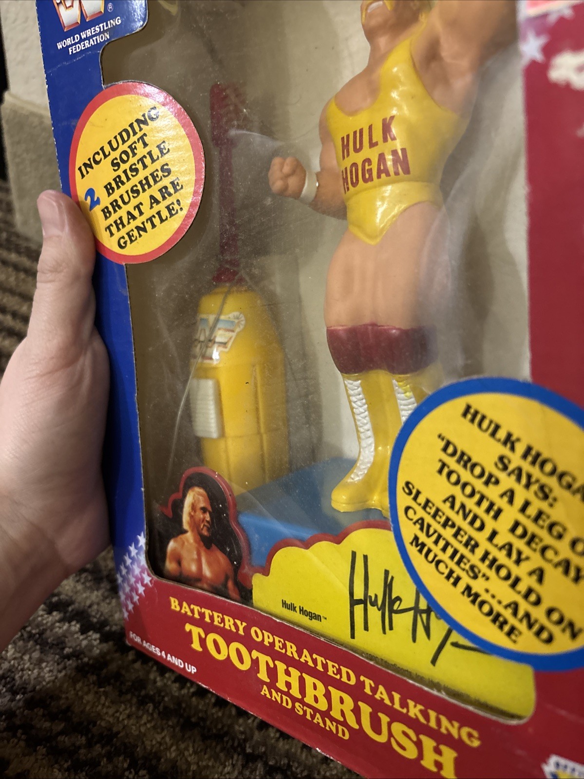 Hulk Hogan Talking Toothbrush WWF Wrestling 1991 Janex Vintage Untested