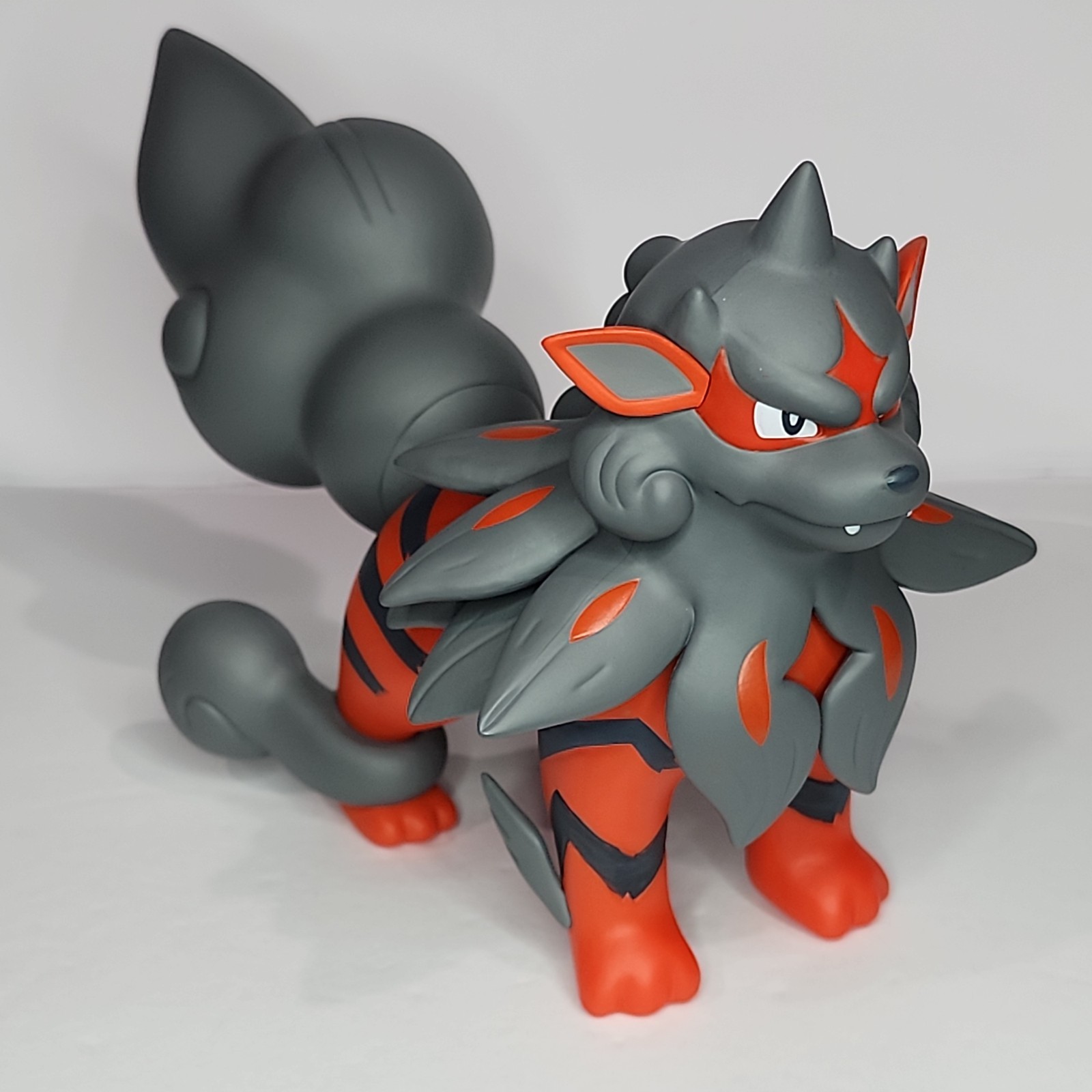 Pokemon Scale World 4.5&Prime; 1:20 Scale Hisuian Hisui Arcanine Windie Figure
