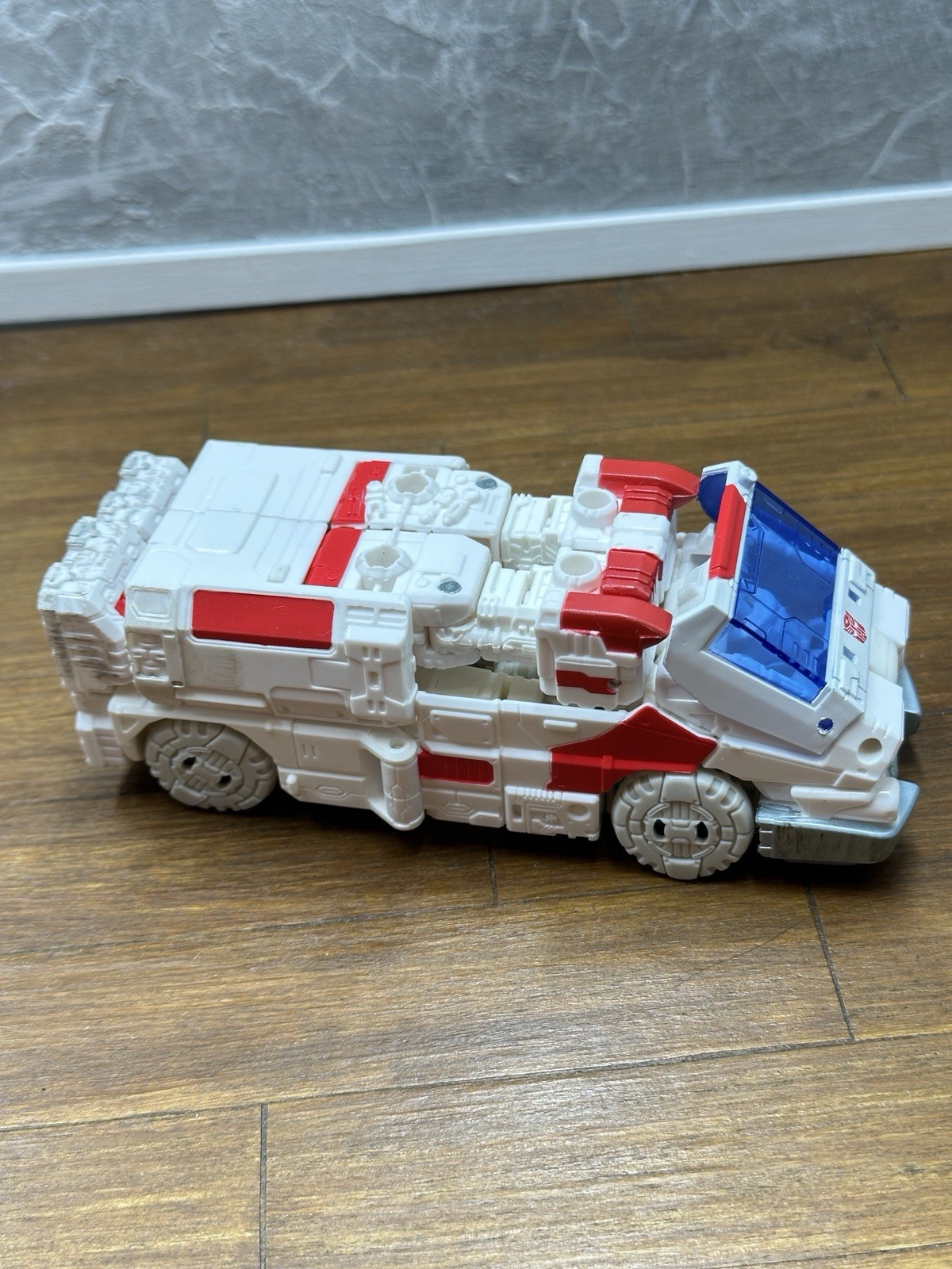Transformers WFC Siege War for Cybertron Trilogy Ratchet Action Figure Walgreens