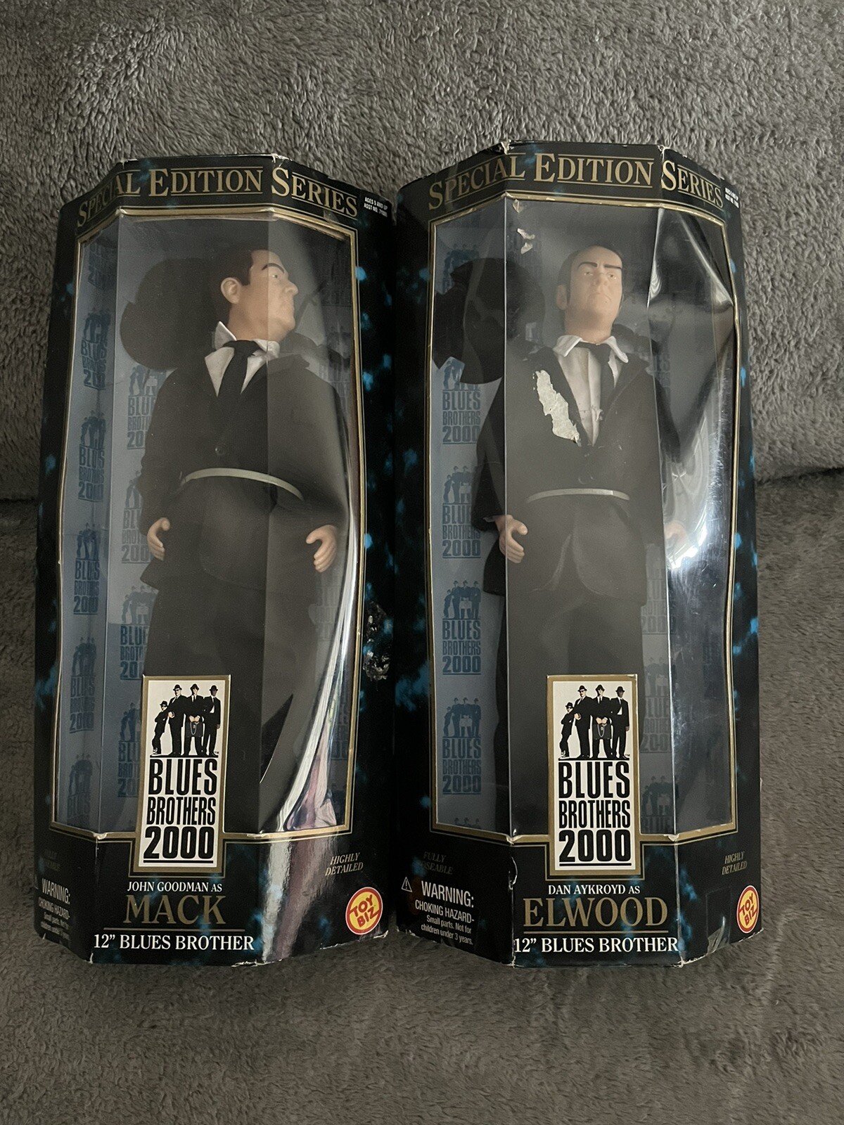 BLUES BROTHERS 2000, John Goodman as « Mack » & Dan Aykroyd as “Elwood”