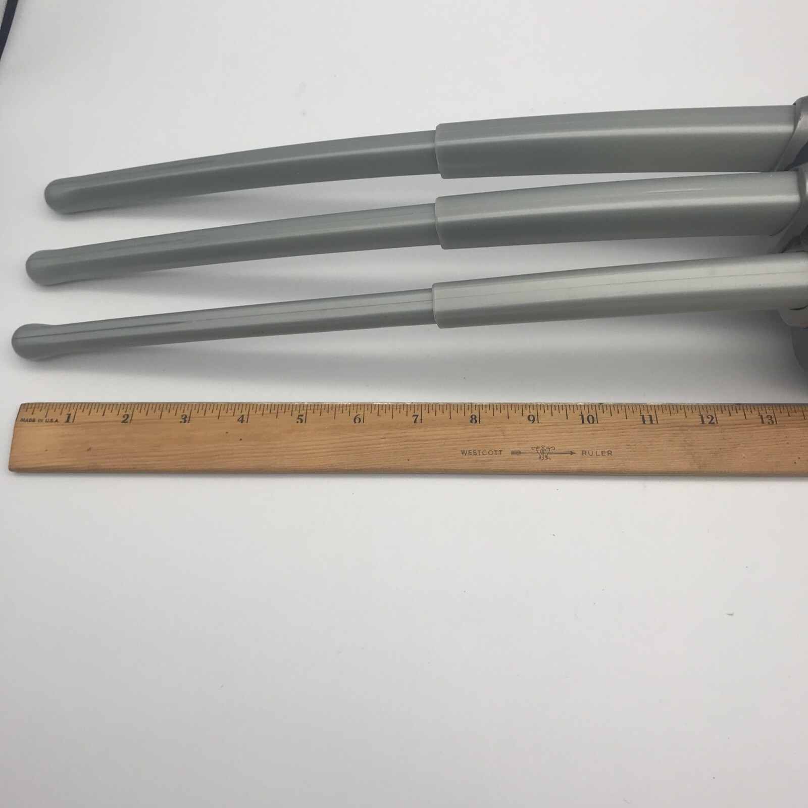 Hasbro 2008 Marvel X-Men Wolverine Extendable Claw Glove Sound Works Cosplay