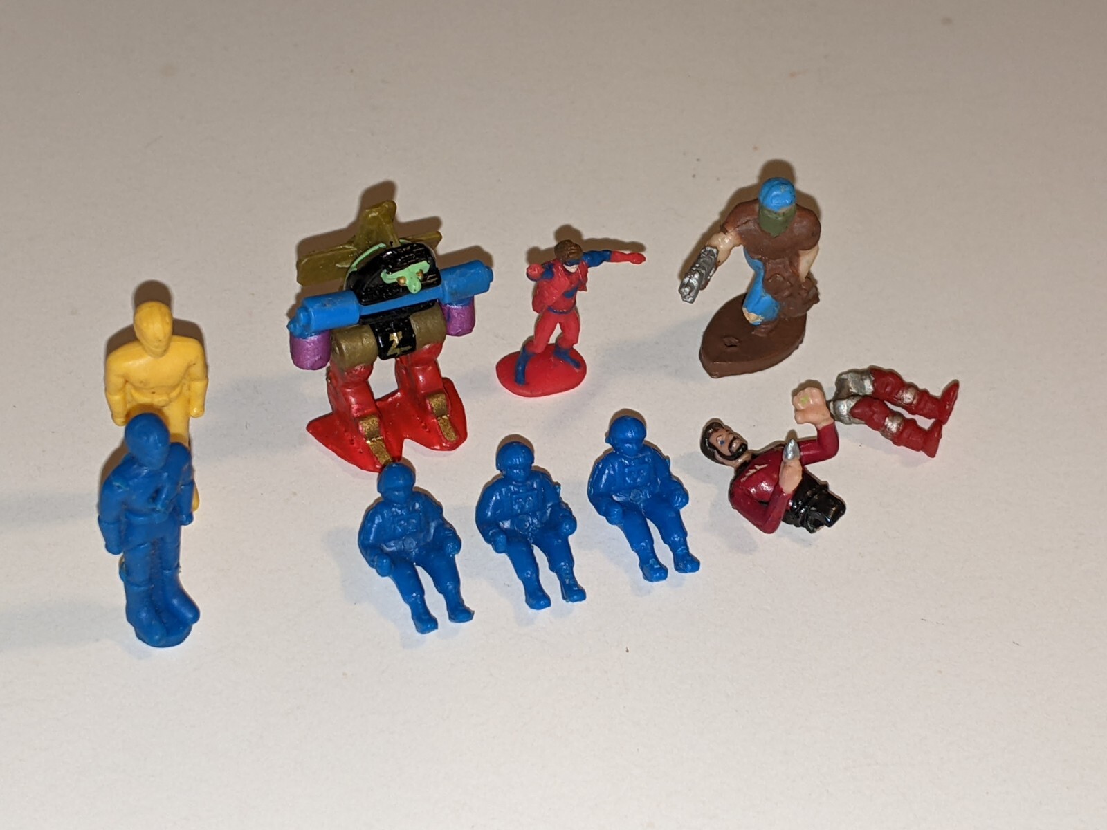 Assorted Miniature figures – 1 inch tall and shorter – Space men – Robot