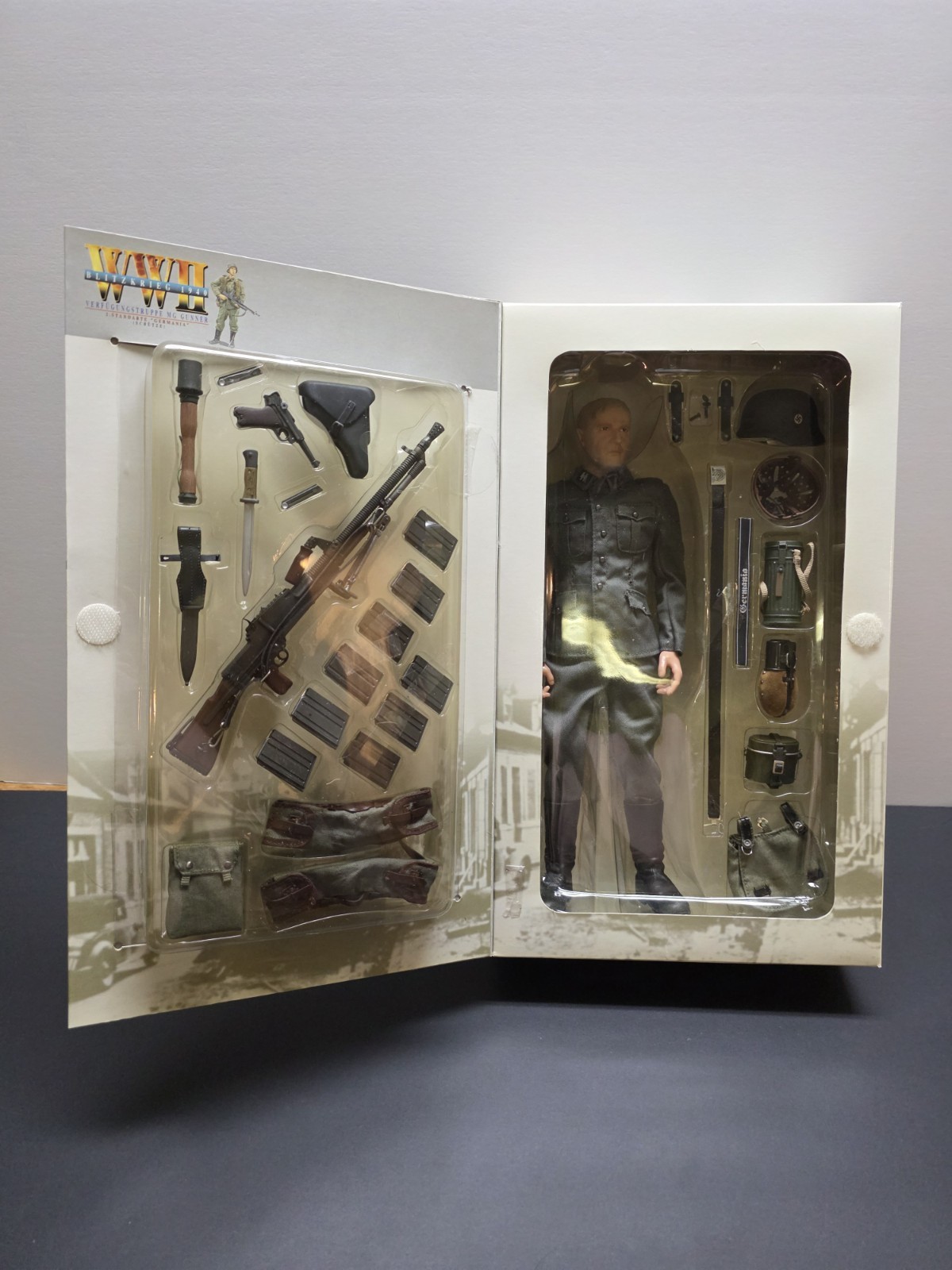 WWII German Verfugungstruppe MG Gunner Ferdinand Mauss Blitzkrieg 1940 Dragon