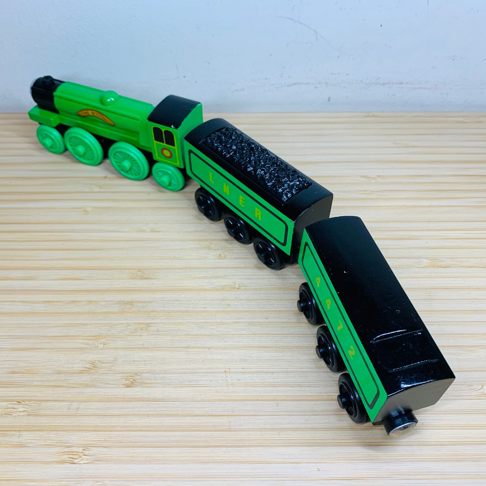 Flying Scotsman – Thomas the Tank Engine & Friends Wooden Railway Magnet Trains