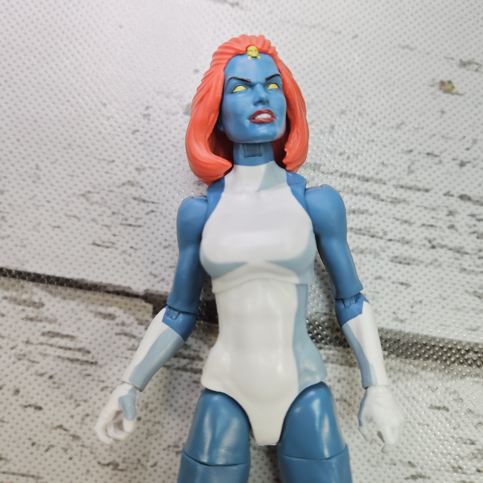 Hasbro Marvel Legends X-Men Animated VHS Mystique 2022 6&Prime; Action Figure Loose
