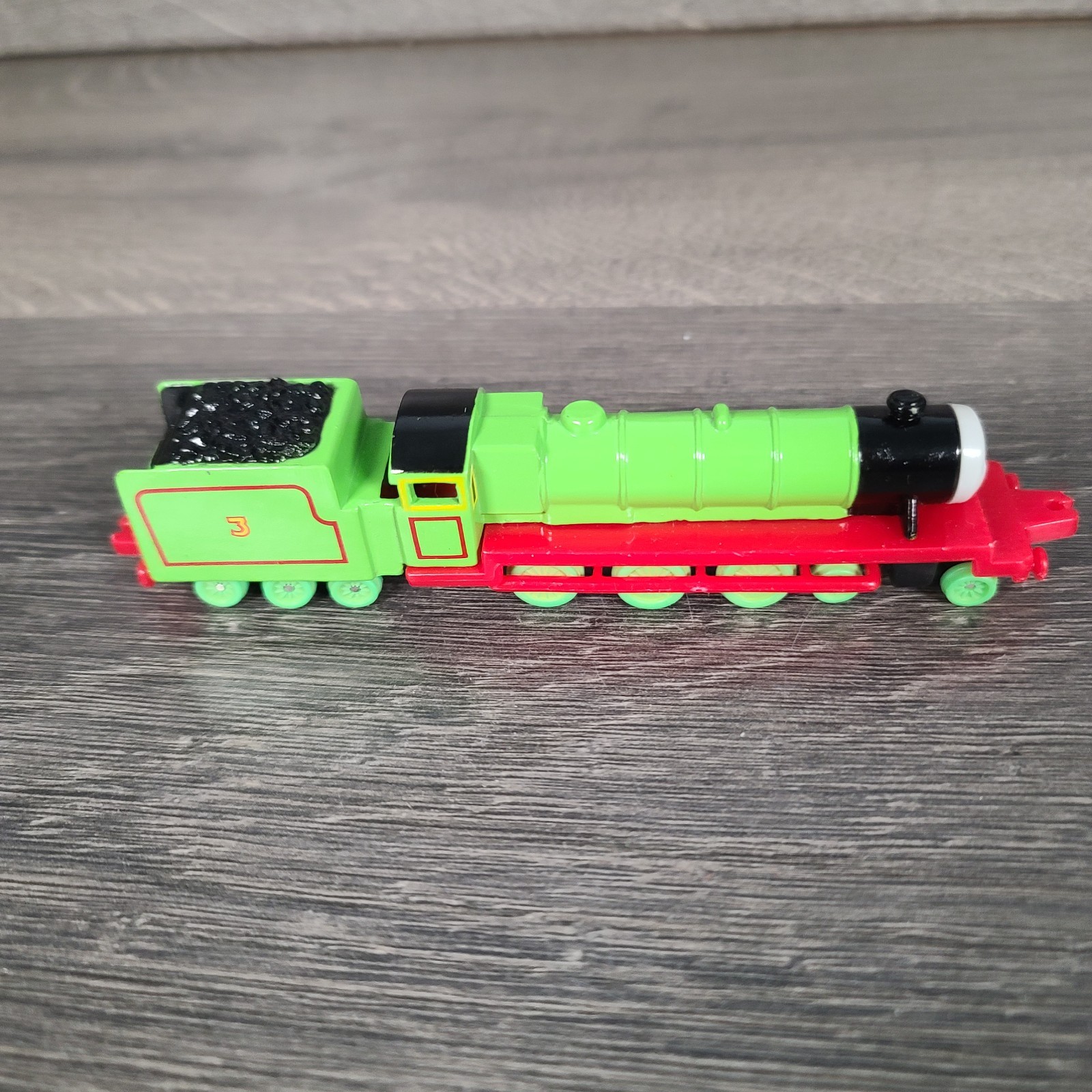 Shining Time Station Thomas and Friends Henry The Green Engine Die Cast #1191