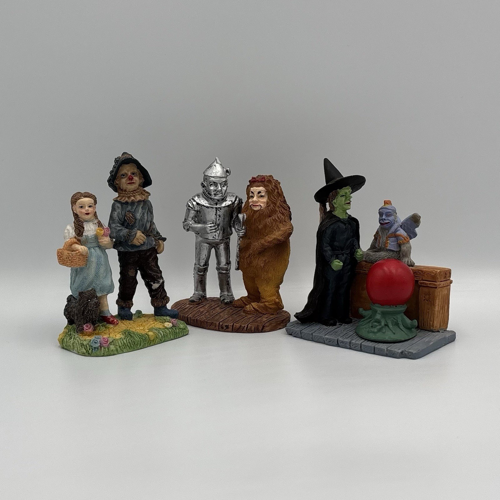 Vintage Wizard Of Oz Dorthy Scarecrow Toto Tin Man Lion Wicked Witch Toy Lot
