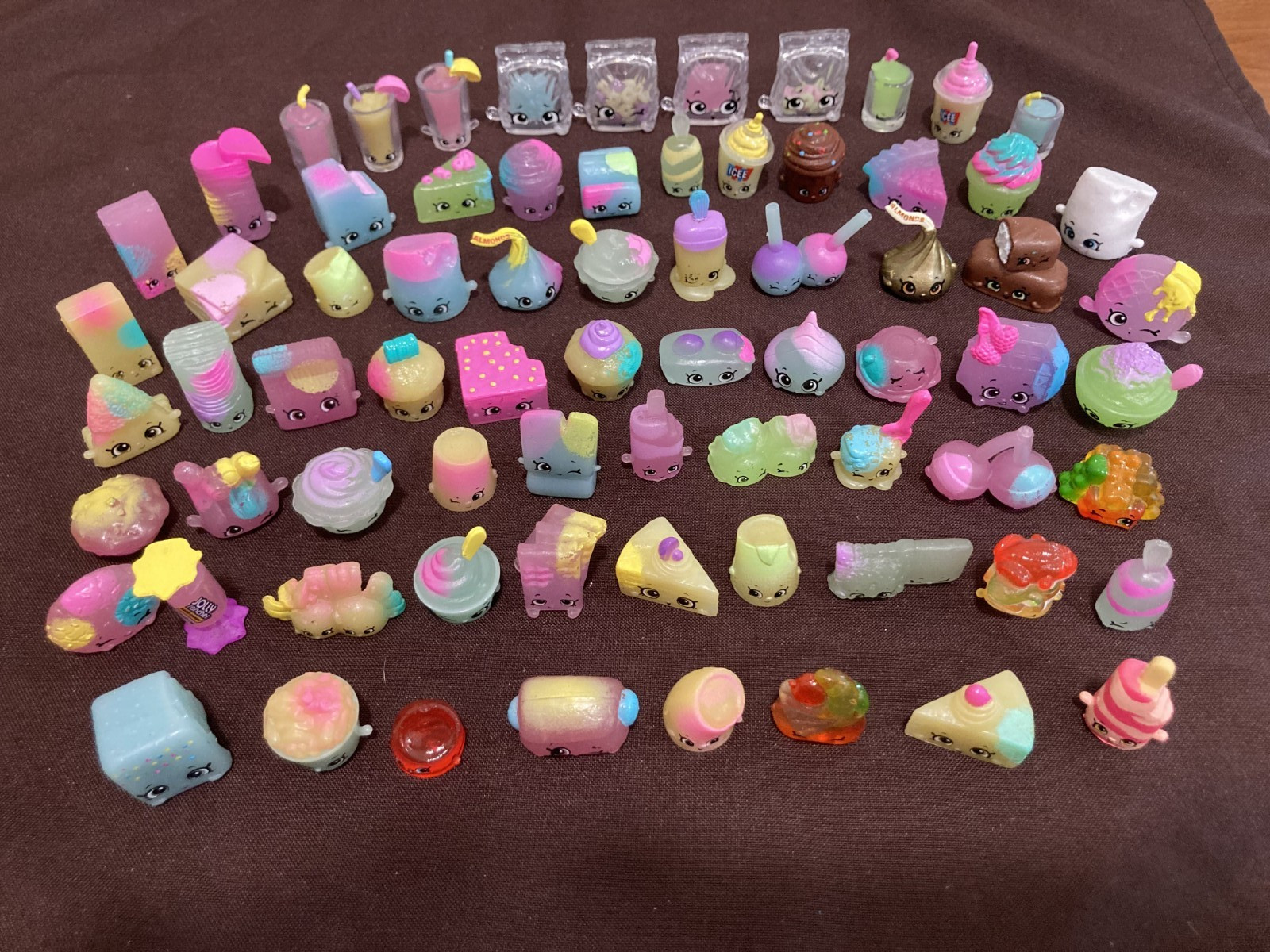 Shopkins Assorted Figures Lot of 72 Mixed Characters Moose Toys