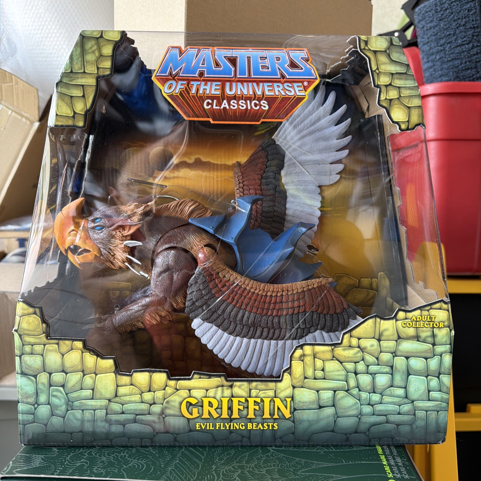 Mattel Masters of the Universe Classics Griffin with Mailer Box MISB
