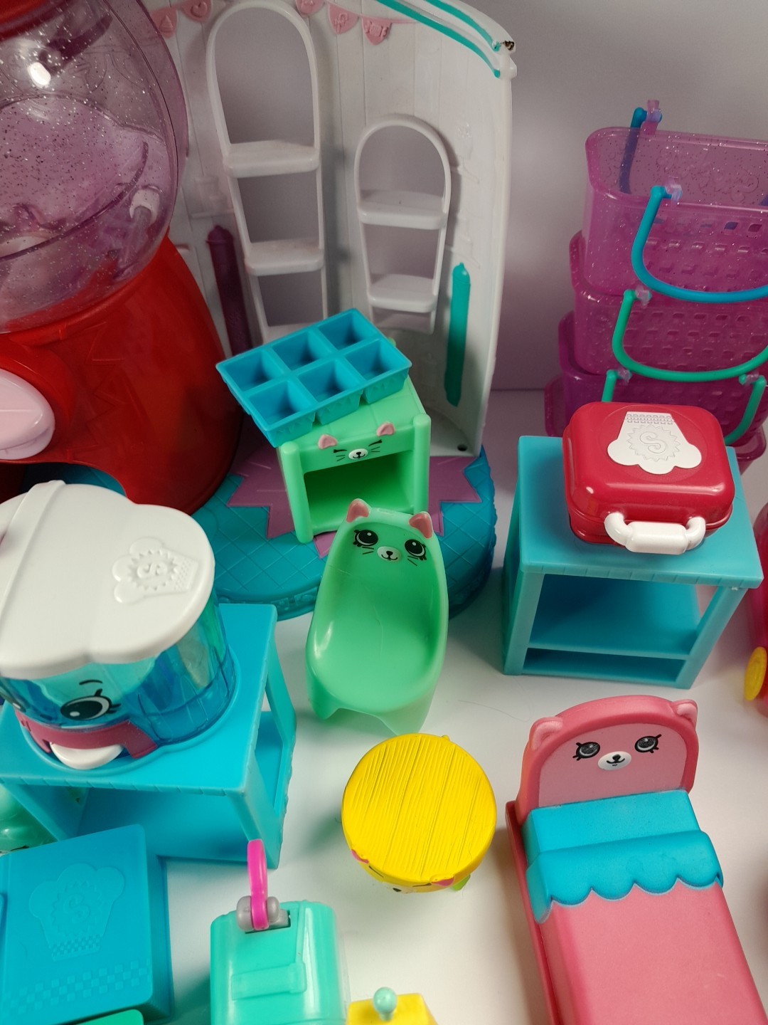 Shopkins Accessories Lot Misc. Items Sweet spot Gumball Machine