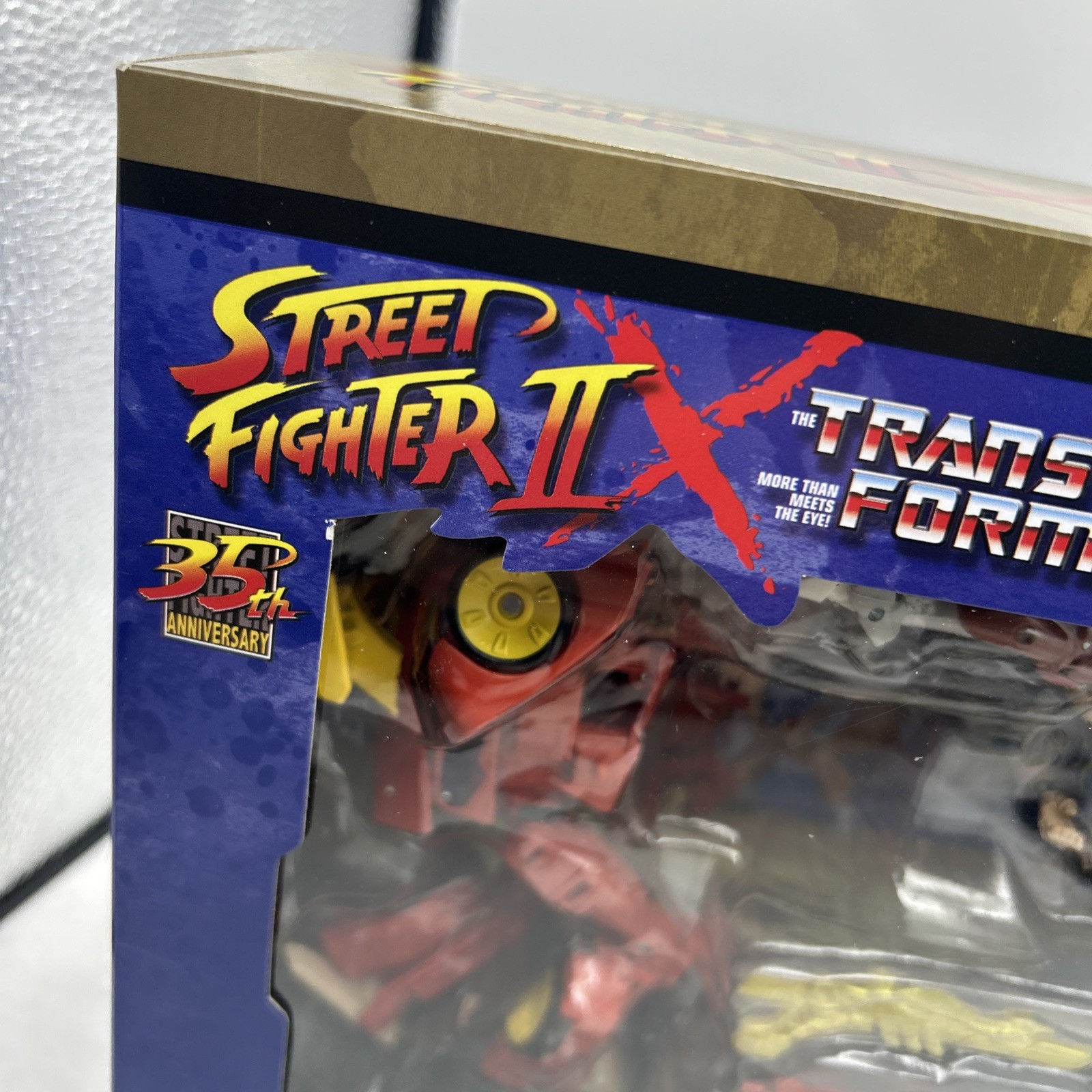 Transformers Collaborative Street Fighter II Mash-Up Hot Rod Ken vs Arcee Chun