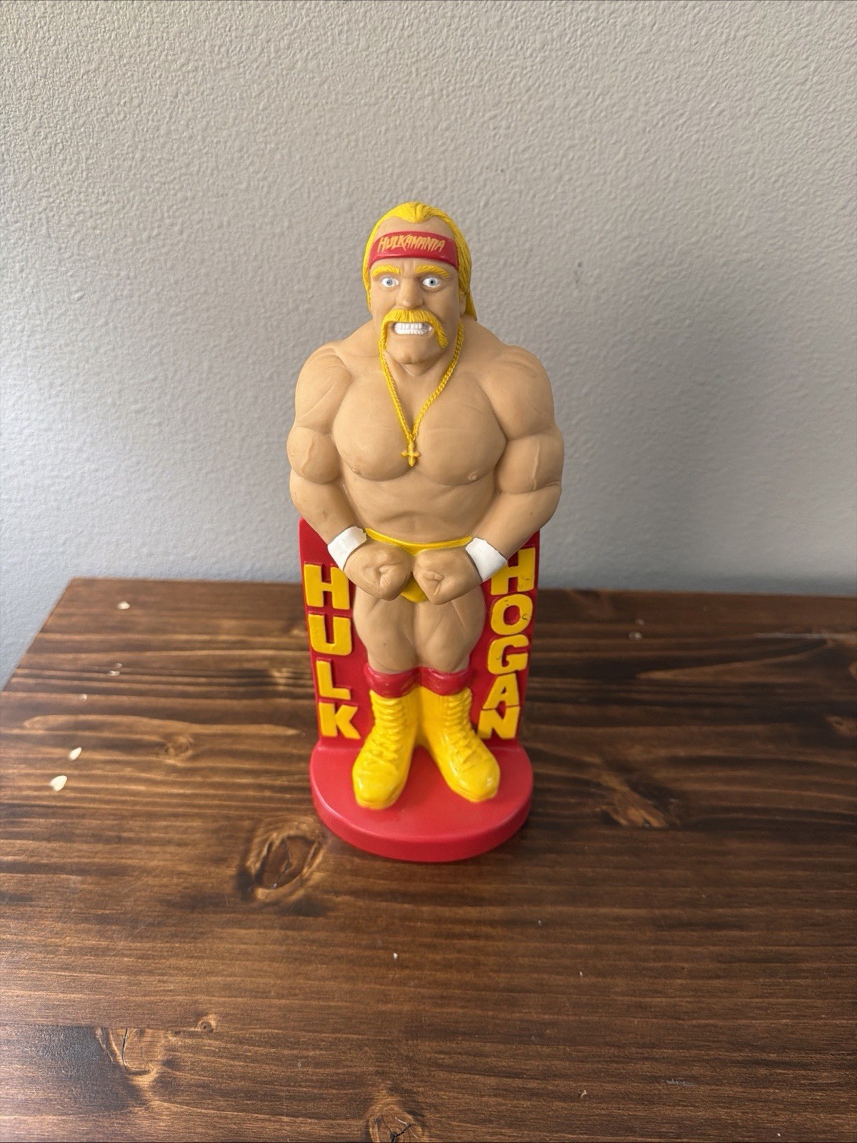 Vintage 1991 Titan Sports WWF Hulk Hogan Piggy Bank Wrestling Toy Figure WWE