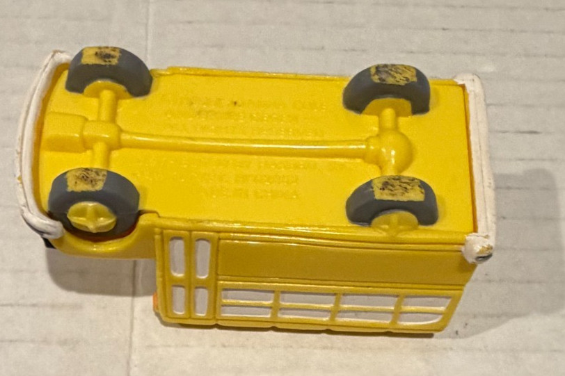 1995 Kenner Scholastic&rsquo;s Magic School Bus Near Set of 3 Figures & Bus NICE LOOK!