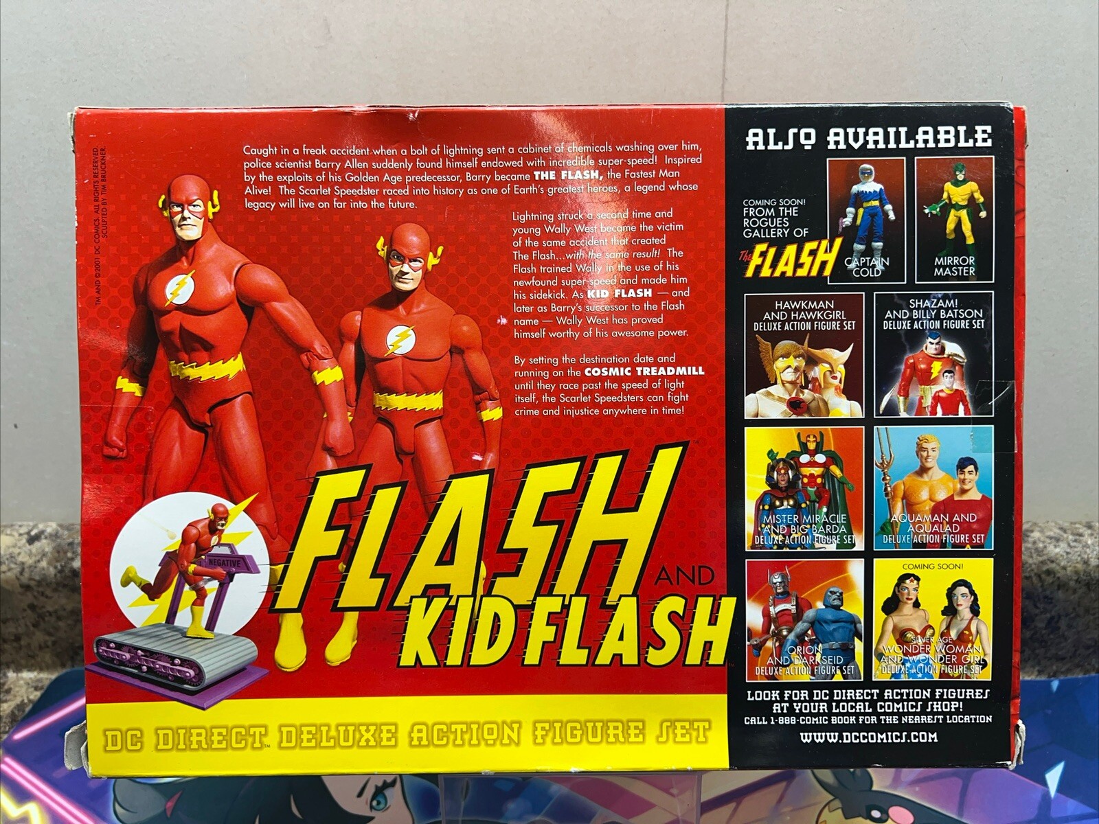 DC Direct Flash & Kid Flash Deluxe Action Figure boxed set w/ treadmill/ring