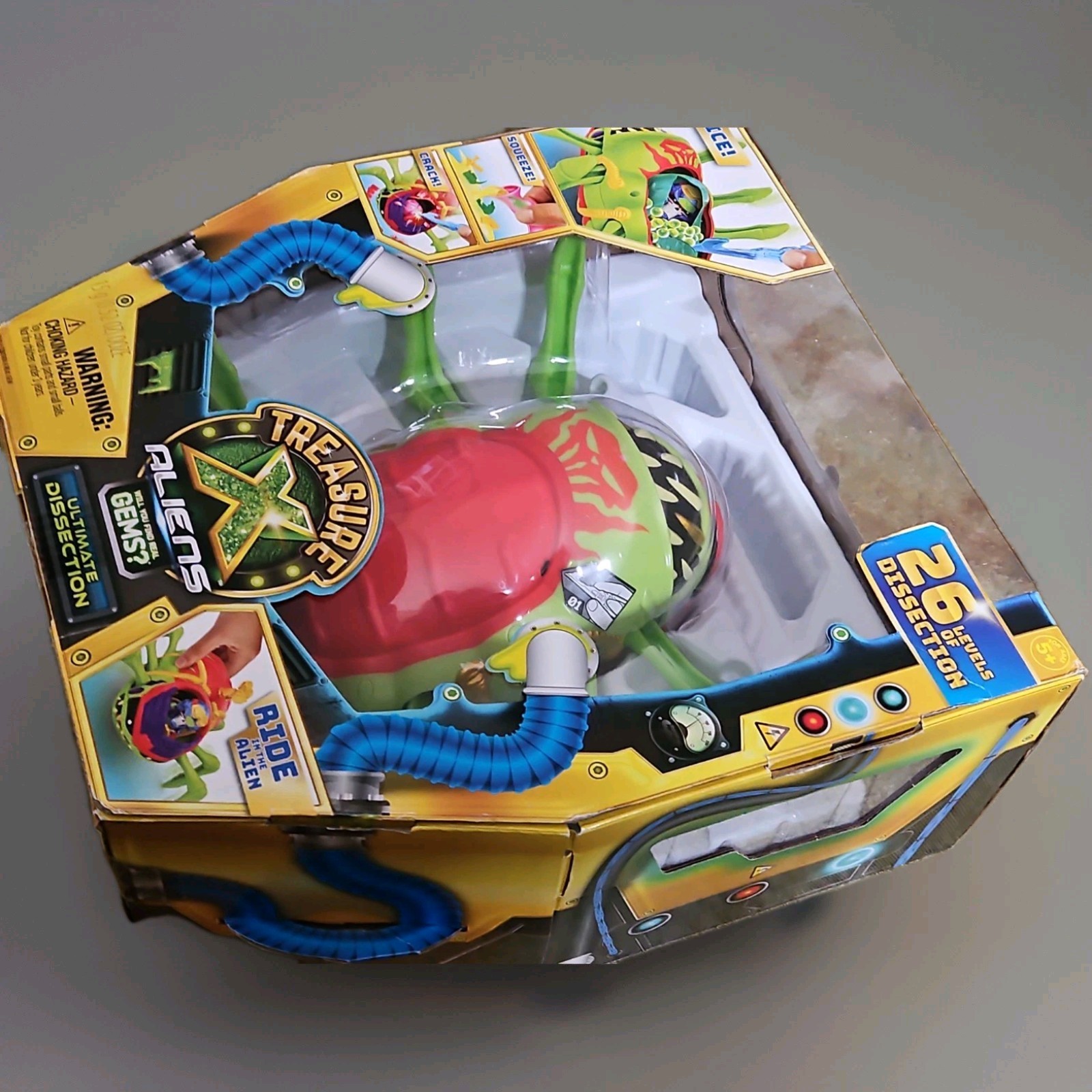 New Sealed Treasure X Aliens Ultimate Dissection Battle Mode Kit Toy