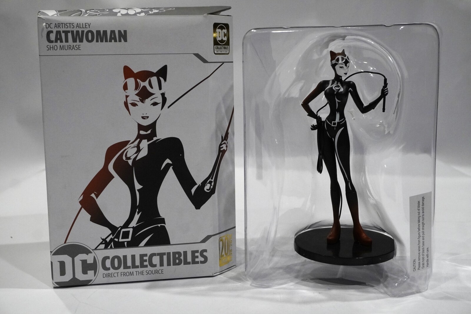 DC Artists Alley Catwoman by Sho Murase Designer Vinyl Figure BRAND NEW IN BOX!