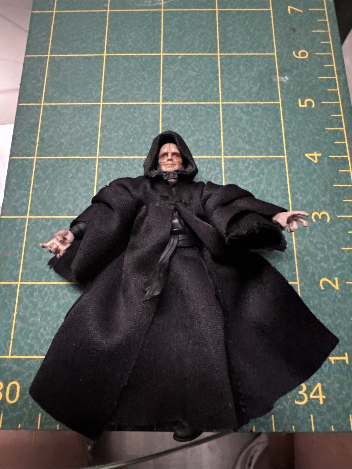 Star Wars VINTAGE COLLECTION EMPERORS THRONE Room Variant Smiling Face Figure