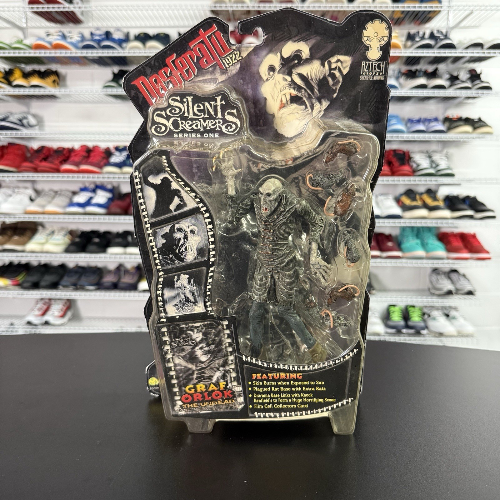 Vintage Nosferaru 1922 Graf Orlok Action Figure Silent Screamers Series 1 NIB