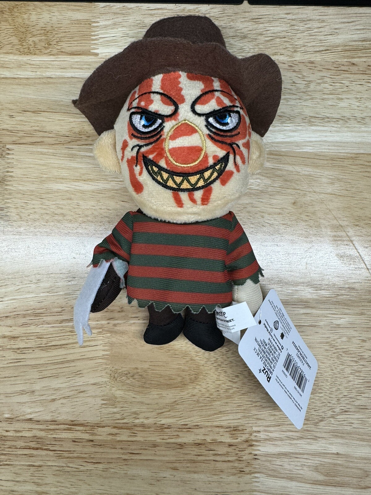 A Nightmare on Elm Street Freddy Krueger Plush 8&Prime; Ruz