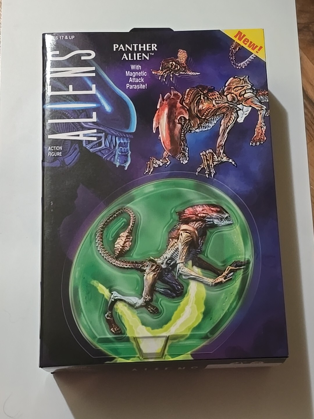 ALIEN KENNER TRIBUTE PANTHER ALIEN 7” SCALE FIGURE