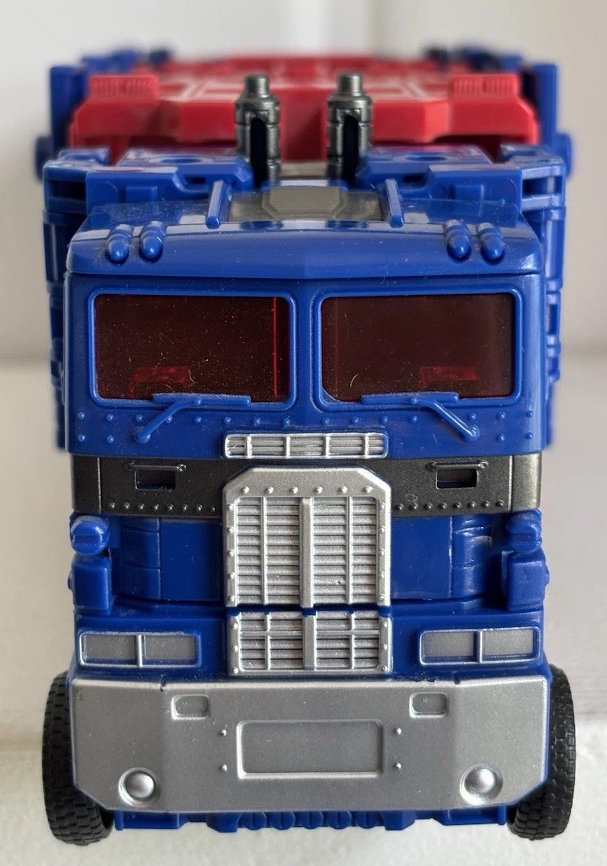 Transformers Hasbro Pulse Exclusive Shattered Glass Leader Ultra Magnus COMPLETE