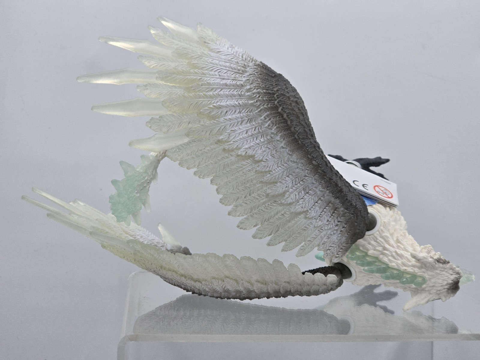 Schleich Eldrador Ice Griffin Toy Figure W/Movable Wings – 13 x 7.5 Inches