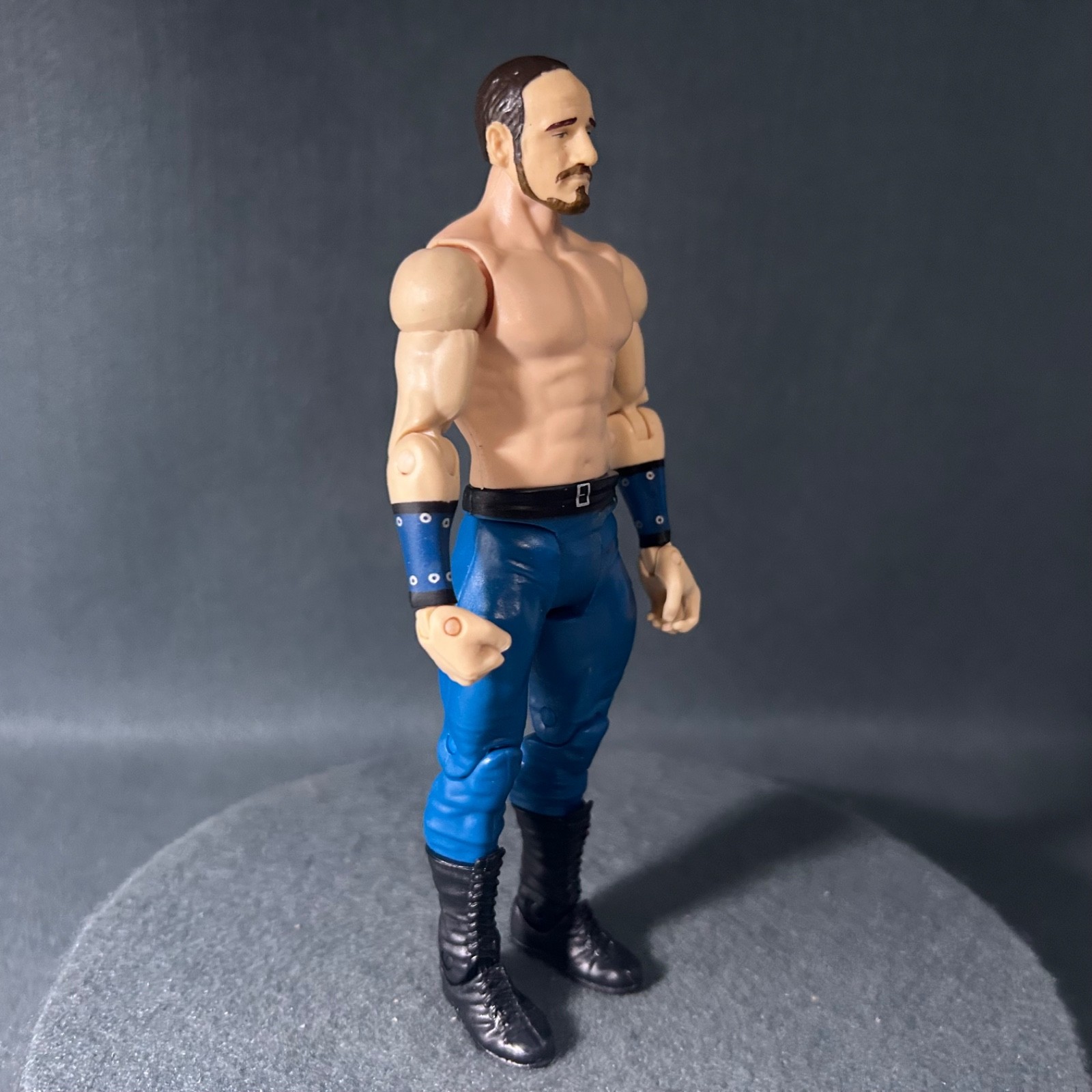 WWE Basic Series Battle Packs NXT Aiden English Wrestling Action Figure Mattel